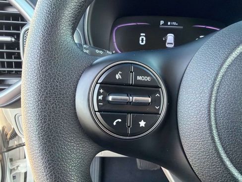 Used 2024 Kia Soul LX w/ Option Group 015 image 27