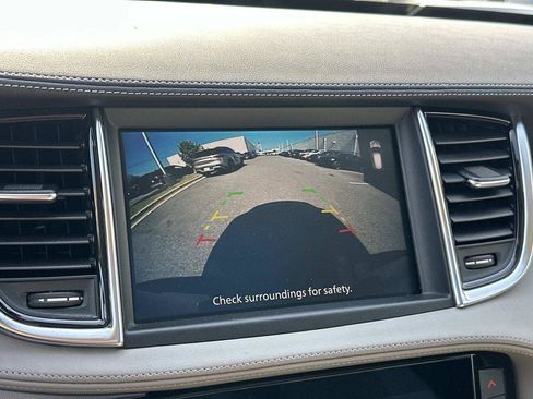 Used 2023 INFINITI QX50 Luxe AWD/4WD image 14