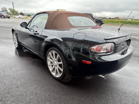 Used 2008 MAZDA MX-5 Miata Grand Touring w/ Premium Pkg RWD image 5