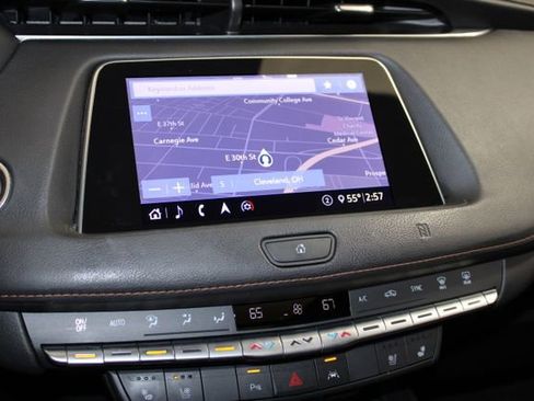 Used 2020 Cadillac XT4 Sport image 16