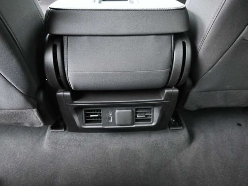 Used 2023 Chevrolet Silverado 1500 LT AWD/4WD image 13