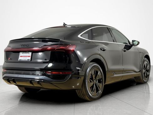 Used 2024 Audi Q8 e-tron Premium Plus w/ Premium Plus Package AWD/4WD image 5
