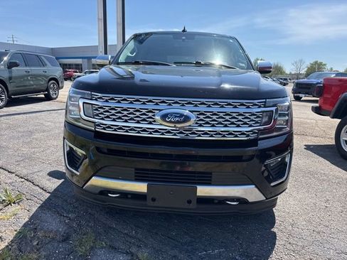 Used 2019 Ford Expedition Platinum AWD/4WD image 4