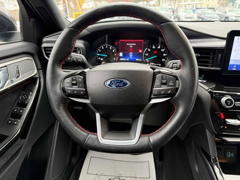 Used 2024 Ford Explorer ST-Line w/ Class IV Trailer Tow Package image 47