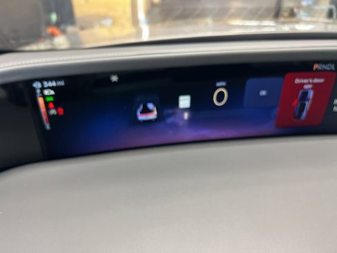 New 2025 Lincoln Nautilus Reserve w/ Jet Appearance Package image 10