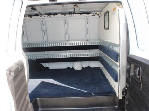 Used 2019 Chevrolet Express 2500 image 27