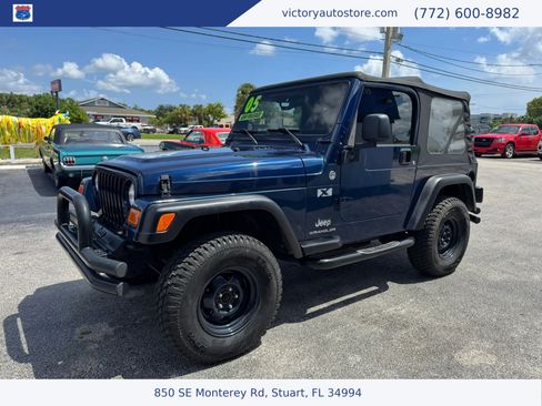Used 2005 Jeep Wrangler X AWD/4WD image 4
