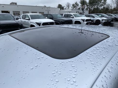 Used 2022 Lexus IS 350 F Sport w/ Memory Package image 21