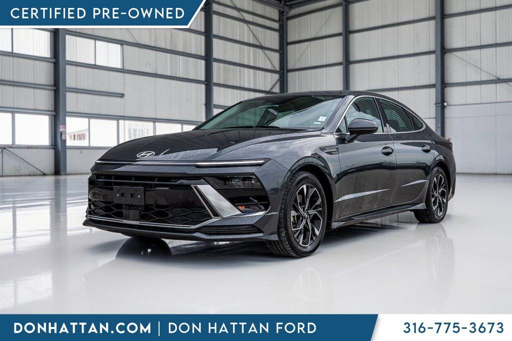 Used 2024 Hyundai Sonata SEL FWD image 1