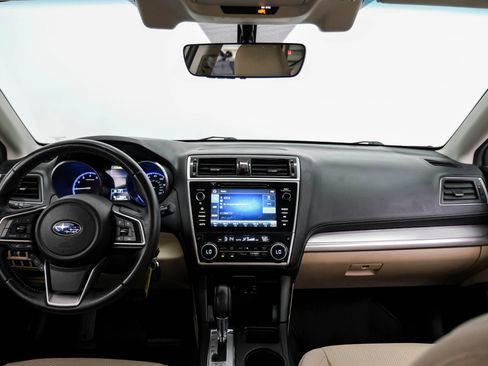 Used 2019 Subaru Outback 2.5i Premium AWD/4WD image 12