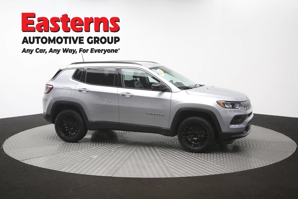 Used 2022 Jeep Compass Latitude AWD/4WD image 46