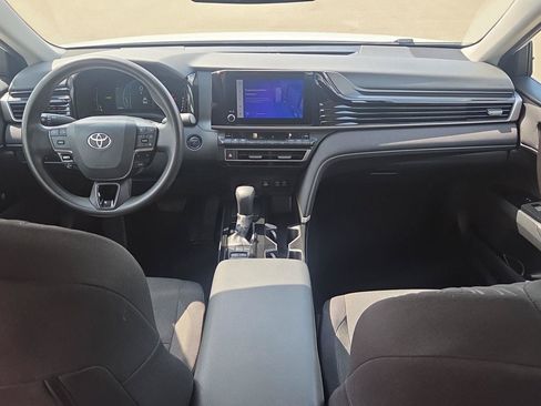 Used 2025 Toyota Camry LE FWD image 13