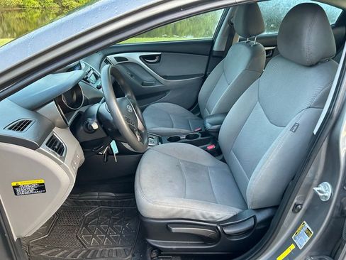 Used 2013 Hyundai Elantra GLS w/ Preferred Pkg FWD image 14