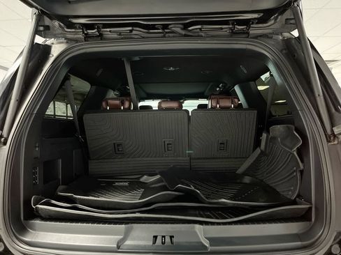 Used 2024 Ford Expedition Max Limited AWD/4WD image 11