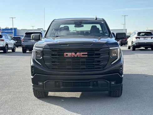 Used 2024 GMC Sierra 1500 Elevation image 28