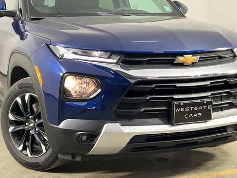Used 2023 Chevrolet TrailBlazer LT FWD image 38