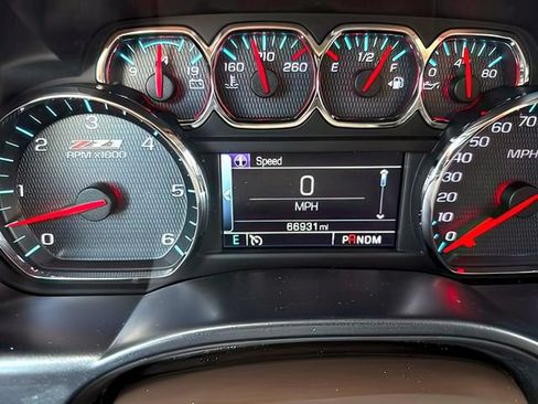 Used 2014 Chevrolet Silverado 1500 LTZ Z71 w/ LTZ Plus Package AWD/4WD image 30