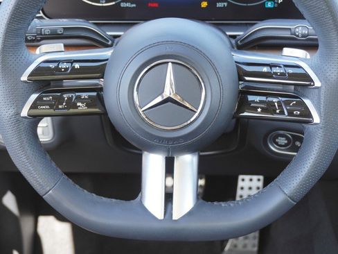 Used 2024 Mercedes-Benz GLS 450 4MATIC image 31