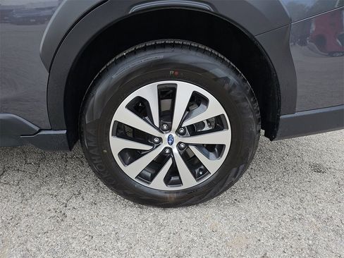 Certified 2025 Subaru Outback Premium w/ Popular Package #1A image 35