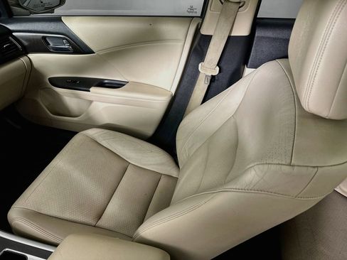 Used 2015 Honda Accord EX-L image 24