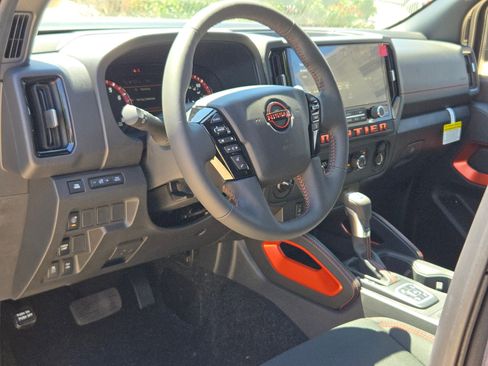 New 2026 Nissan Frontier PRO-4X AWD/4WD image 10