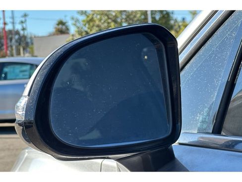 Used 2022 Hyundai Santa Fe SEL w/ Convenience Package image 56