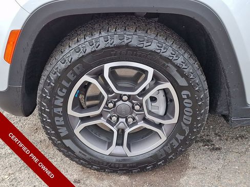 Used 2023 Jeep Grand Cherokee Trailhawk AWD/4WD image 28