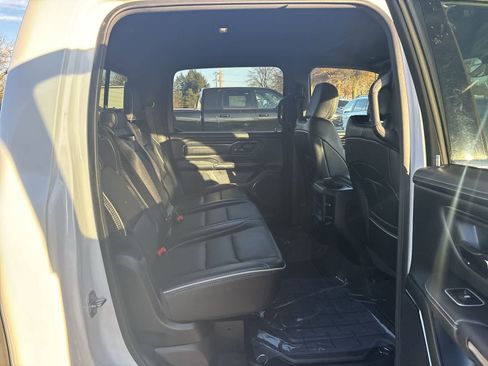 Certified 2022 RAM 1500 Limited w/ Body Color Bumper Group image 10