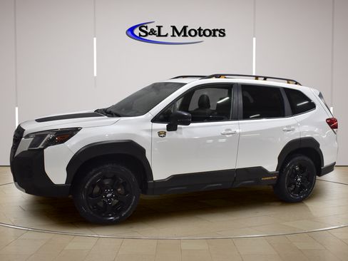 Used 2024 Subaru Forester Wilderness AWD/4WD image 3