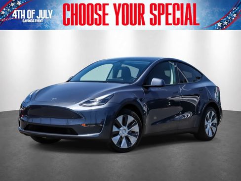 Used 2023 Tesla Model Y Long Range AWD/4WD image 1