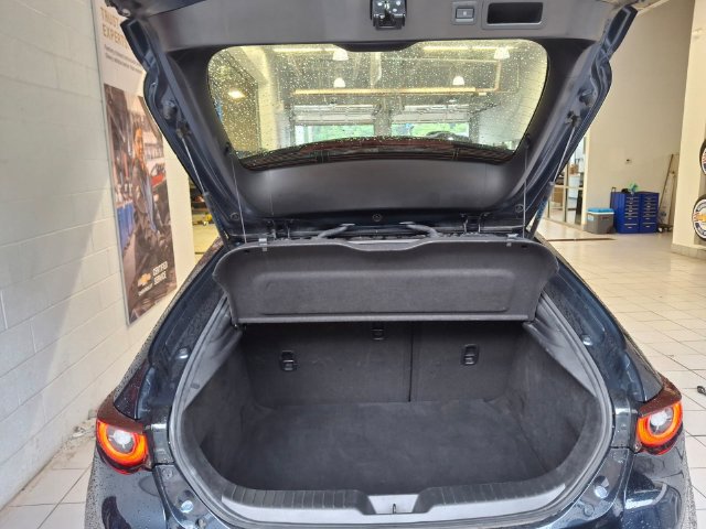 Used 2025 MAZDA MAZDA3 s Sport FWD image 11
