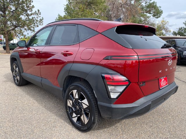 Used 2025 Hyundai Kona SEL AWD/4WD image 3