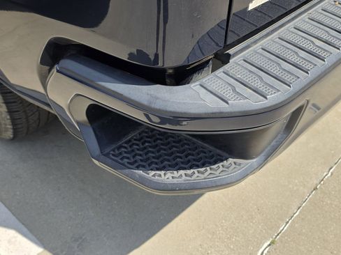 Used 2022 Chevrolet Silverado 1500 Custom RWD image 17