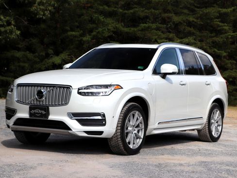 Used 2017 Volvo XC90 T8 Excellence image 60