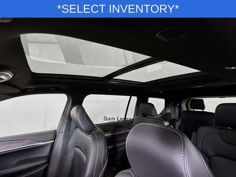 New 2025 Jeep Grand Cherokee L Limited w/ Black Appearance Package image 22