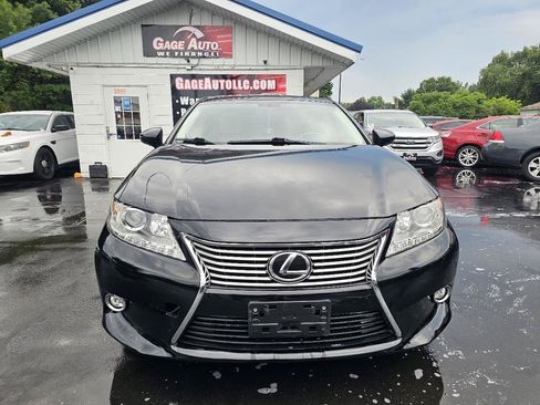 Used 2015 Lexus ES 350 w/ Luxury Package FWD image 3