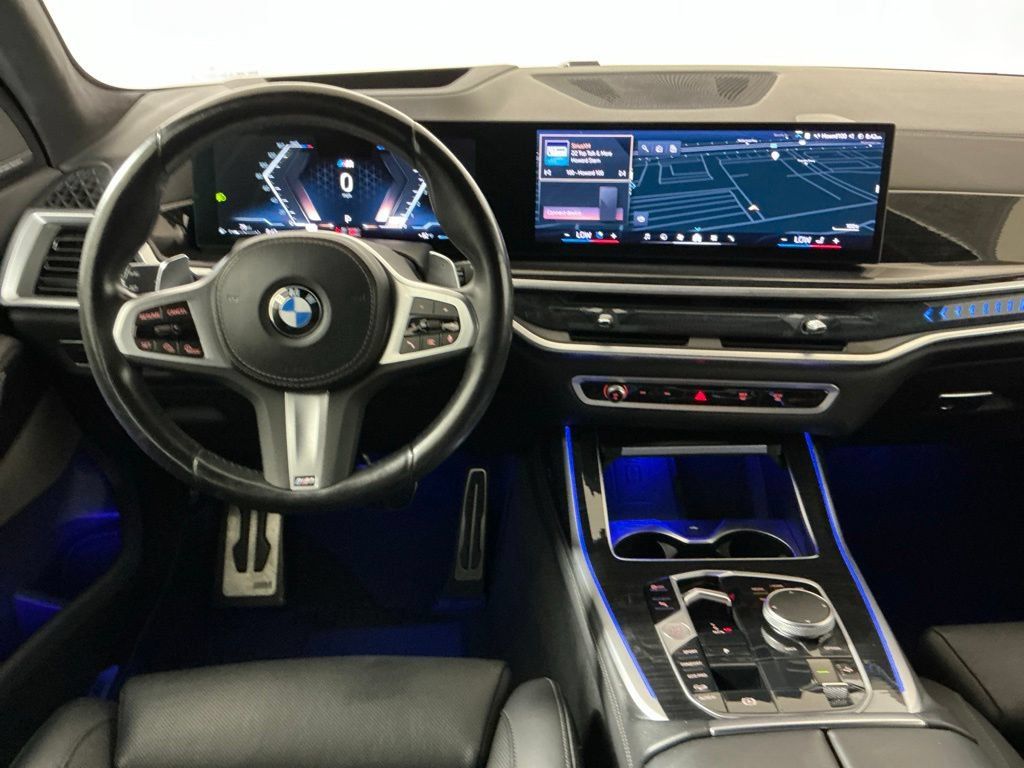 Certified 2024 BMW X7 xDrive40i w/ M Sport Package AWD/4WD image 9