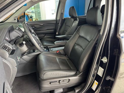 Used 2022 Honda Pilot Touring image 21