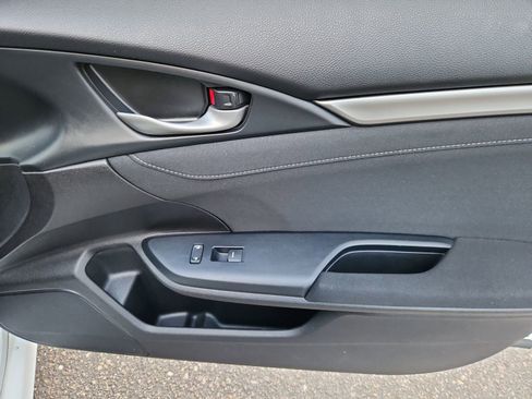 Used 2019 Honda Civic EX image 16