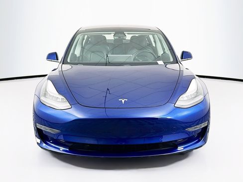 Used 2018 Tesla Model 3 Long Range image 2