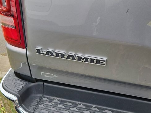 Used 2022 RAM 1500 Laramie AWD/4WD image 9