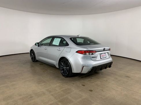 Used 2024 Toyota Corolla SE image 14