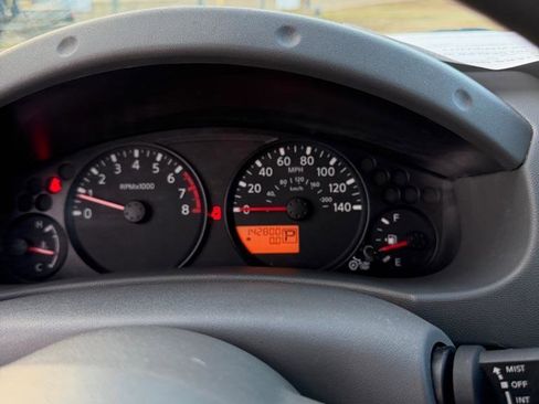 Used 2014 Nissan Frontier S RWD image 12