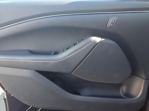 Used 2023 Ford Mustang Mach-E Select image 18