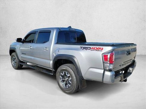 Used 2022 Toyota Tacoma TRD Off-Road w/ Technology Package AWD/4WD image 7