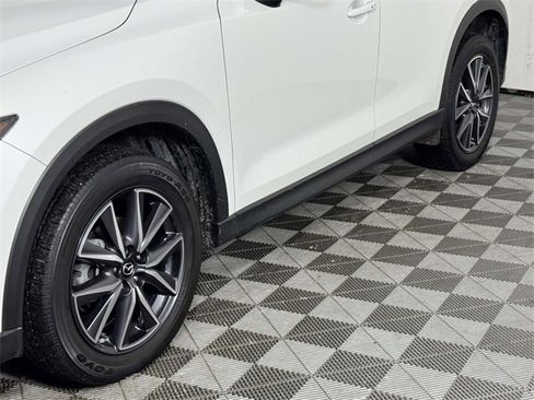 Used 2018 MAZDA CX-5 Touring image 13