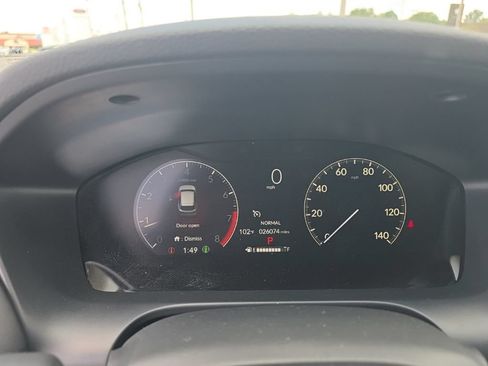 Used 2024 Honda HR-V LX image 17