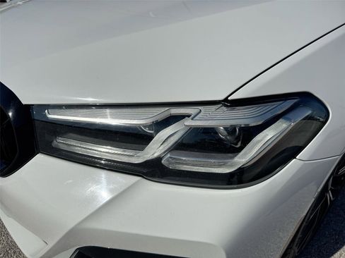 Used 2021 BMW 530i w/ M Sport Package image 32