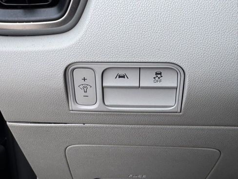 Certified 2022 Kia Sorento S image 23