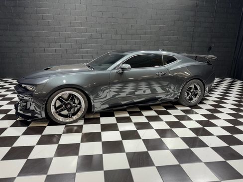 Used 2017 Chevrolet Camaro ZL1 image 11